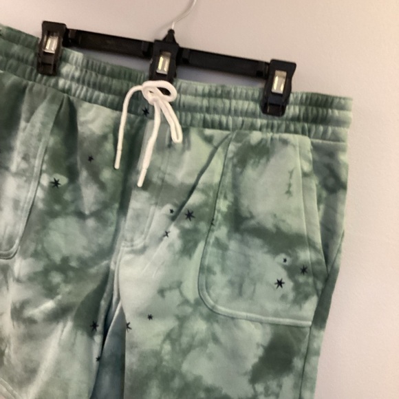 Sonoma fleece shorts woman’s size 1X
color called mint star NWT Drawstri… - Picture 6 of 16